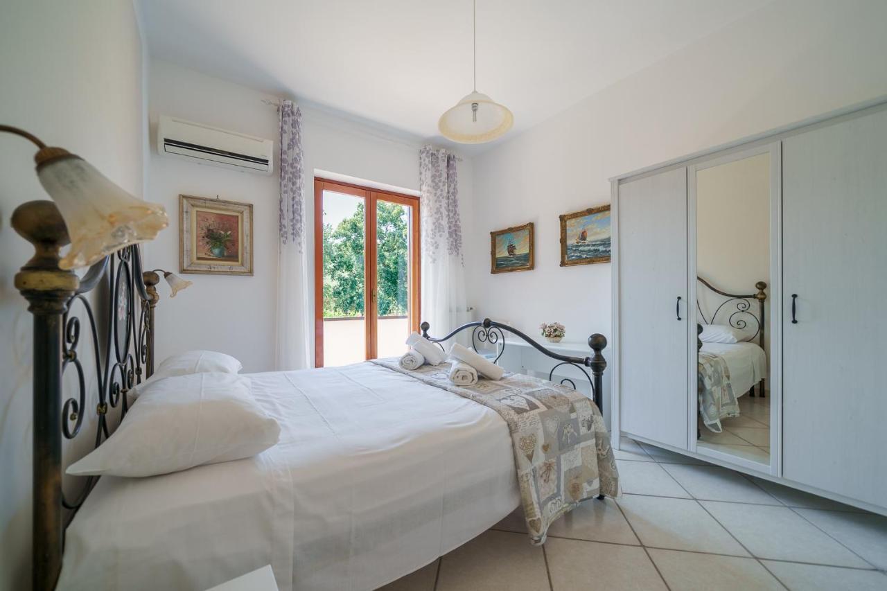 B&B Villa Le Mattine Агрополи Екстериор снимка